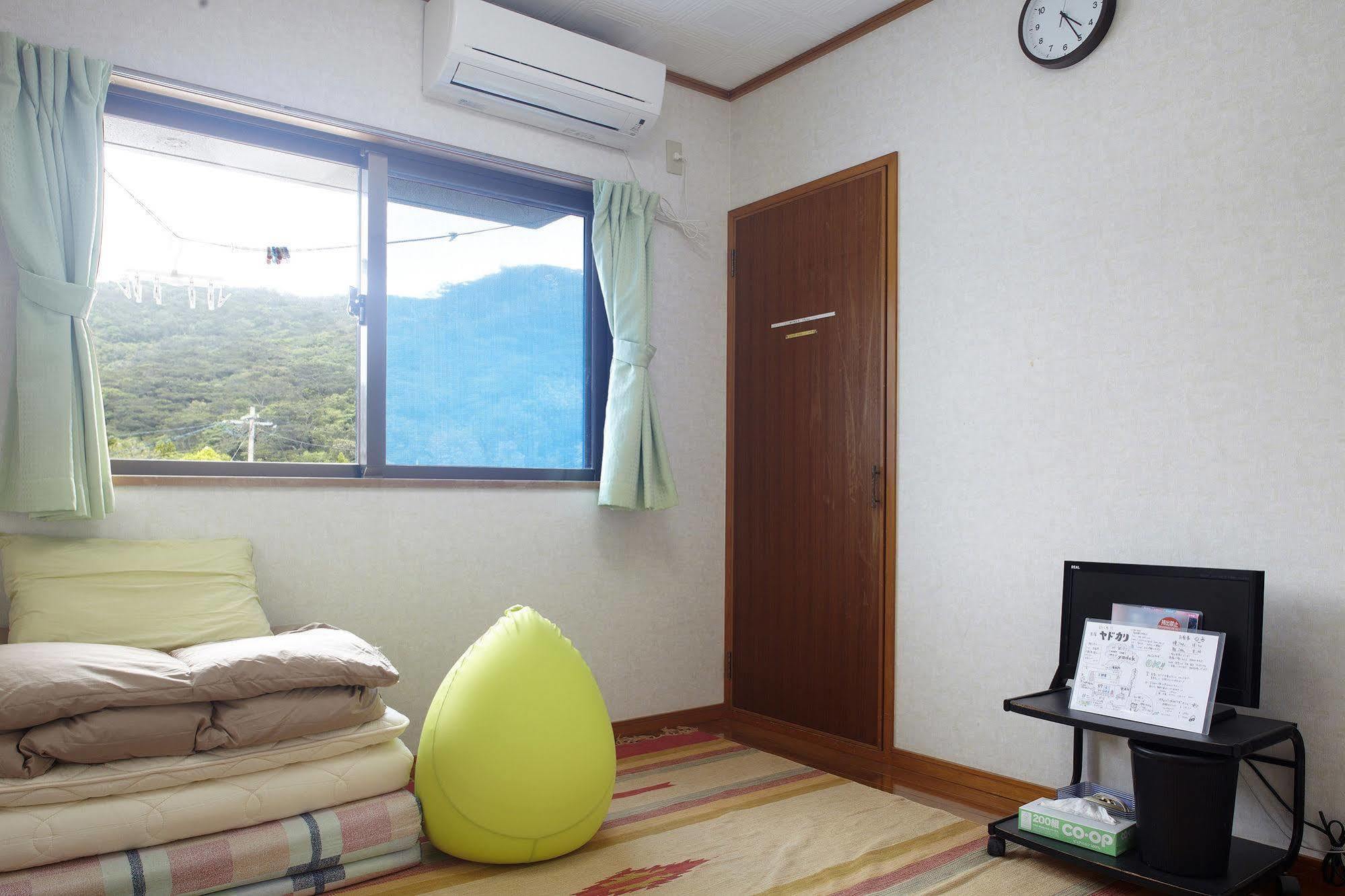 Hotel Minshuku Yadokari Zamami Exterior foto
